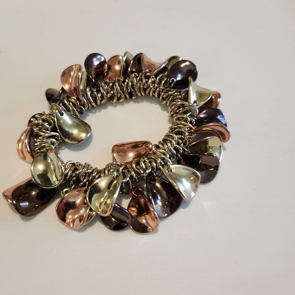 Stretchy Gold Bronze colored Bracelet Elegant Fun Classy - Picture 4 of 13